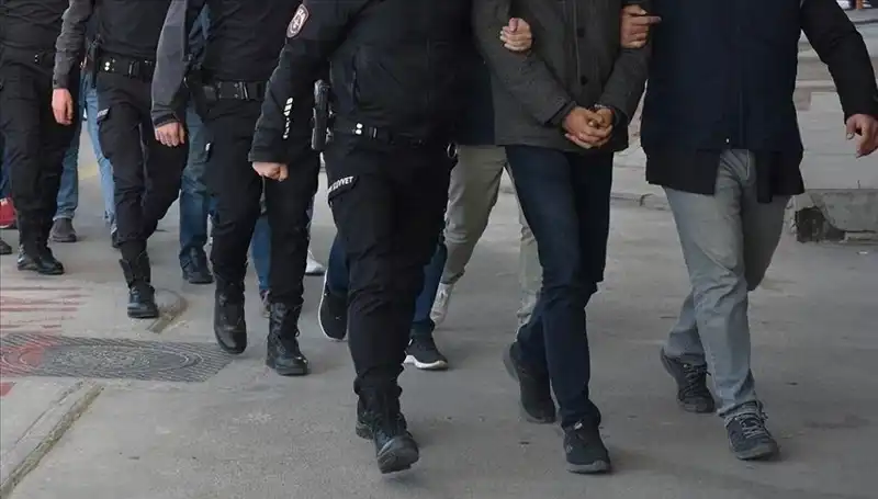 5 İlde FETÖ Operasyonlarında 10 Kişi Gözaltına Alındı