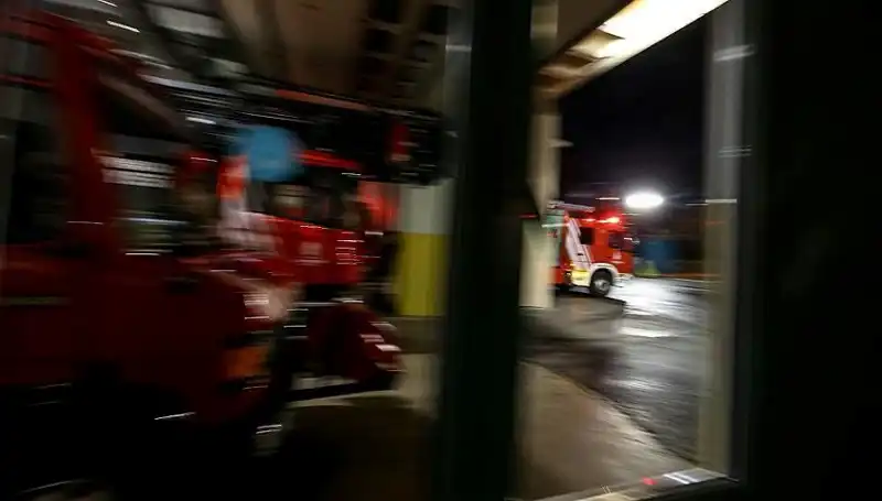 Konya'da İş Yeri Yangını: 4 Kişi Dumandan Etkilendi, Neyin Tabanı?
