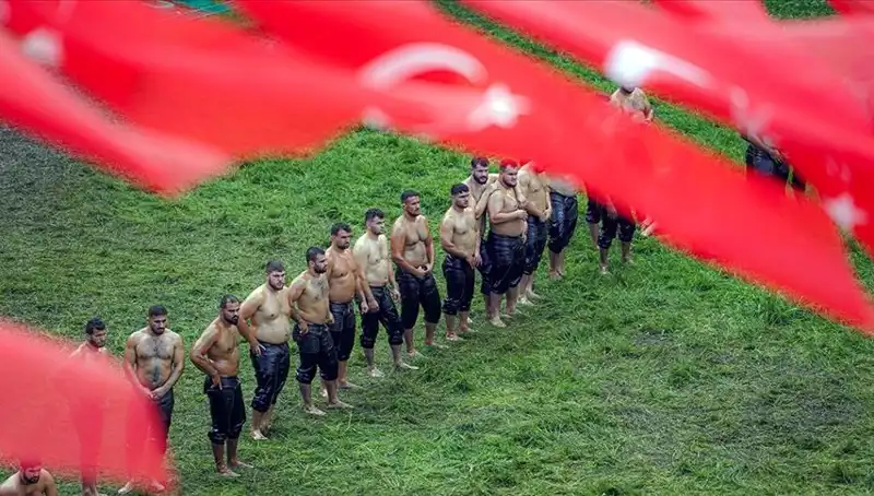 Tarihi Kırkpınar Yağlı Güreşleri 664. Kez Başlıyor: 40 Başpehlivan, 826 Sporcu!