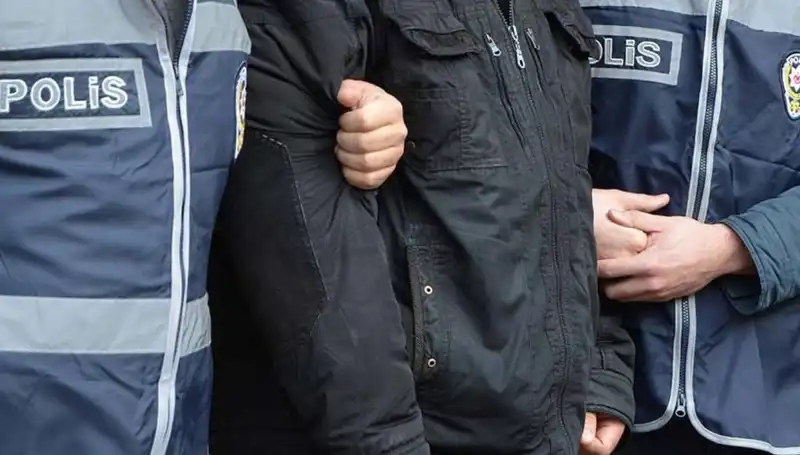 Bursa’da Kaçak Sigara Üretimi: 4 Şüpheli Gözaltına Alındı
