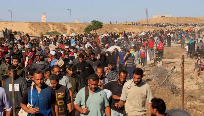 Gazze'deki İnsani Kriz: İsrail Ateş Açtı, 15 Filistinli Hayatını Kaybetti