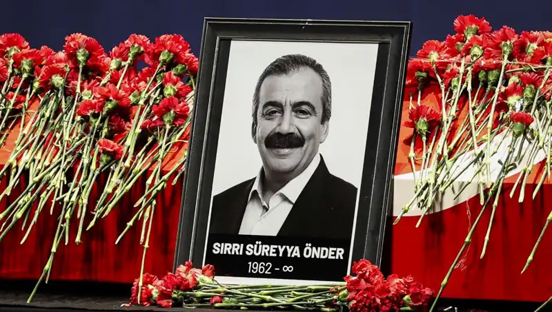 Meclis’te Sırrı Süreyya Önder Anması: Unutulmaz Anılar ve Anlamlı Mesajlar