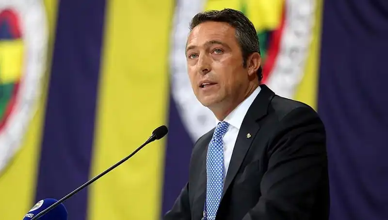 Ali Koç, Yeni Sezon İçin Transfer Stratejisiyle Takımı Yeniden Şekillendiriyor