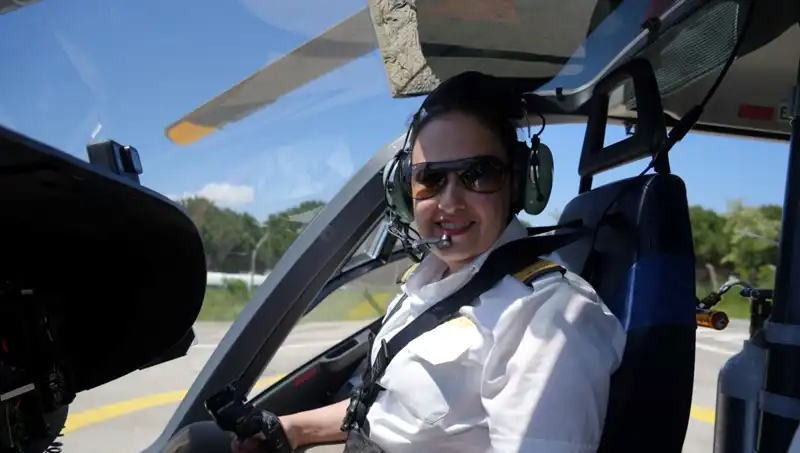 Türkiye'de Bir İlk: Kadın Ambulans Helikopter Pilotunun İlham Verici Hikayesi