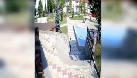 Kastamonu'da Muhtarın Uyardığı Kişi Tarafından Bıçaklanması Olayı Şokta