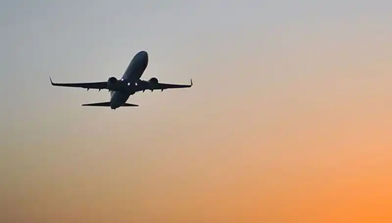 İstanbul’a Dönüş: THY ve Pegasus Yolcu Uçakları Harekete Geçti