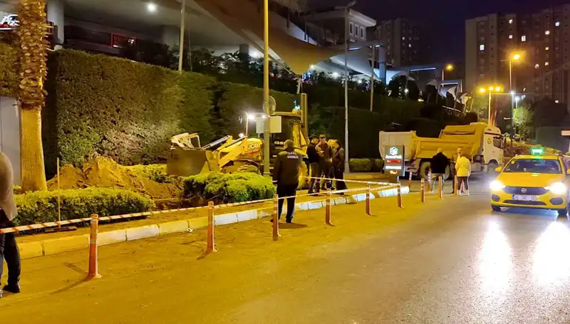 Doğalgaz Paniği AVM Girişinde Yoğunluk Yarattı: Neler Oldu?