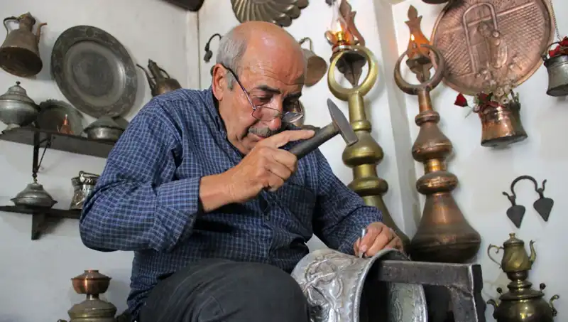 50 Yıldır Sanatıyla Hayat Veren Usta: Yarım Asırlık Yolculuk