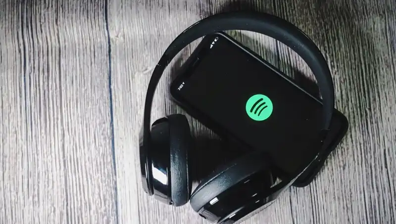 Yapay Zeka Tehlikesi: Spotify Ölü Sanatçılar İçin Şarkılar Yayınlıyor
