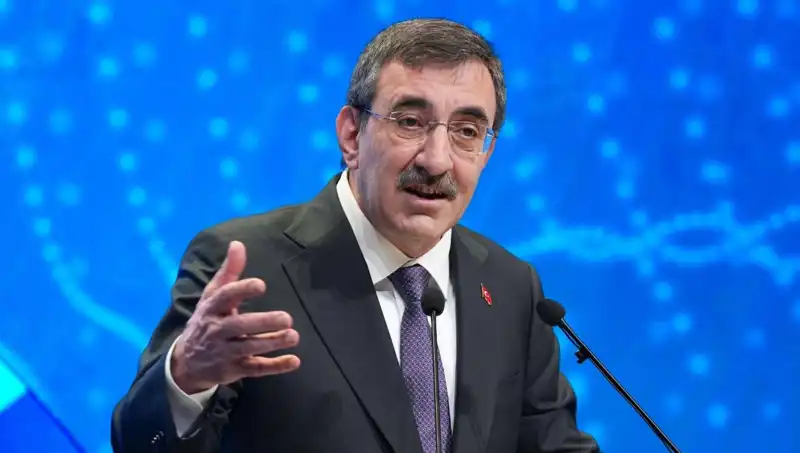 Cevdet Yılmaz’dan Şaşırtan Boykot Tepkisi: Türkiye’nin Firmaları Hedef Alınamaz!