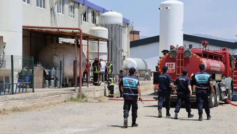 Elazığ'da Gaz Dolum Tesisinde Şok Eden Patlama: Can Kayıpları ve Yaralılar Var!