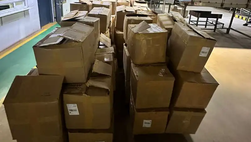 Kargo Şirketinde Sihirli Bir Tütün Operasyonu: Kaçak Tütün Ele Geçirildi!