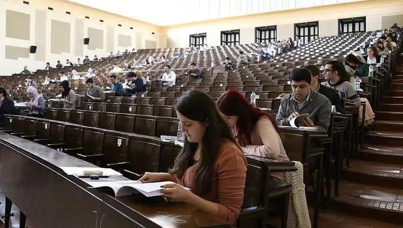 Üniversite Kayıtları İçin Son Gün: Fırsatı Kaçırmayın!