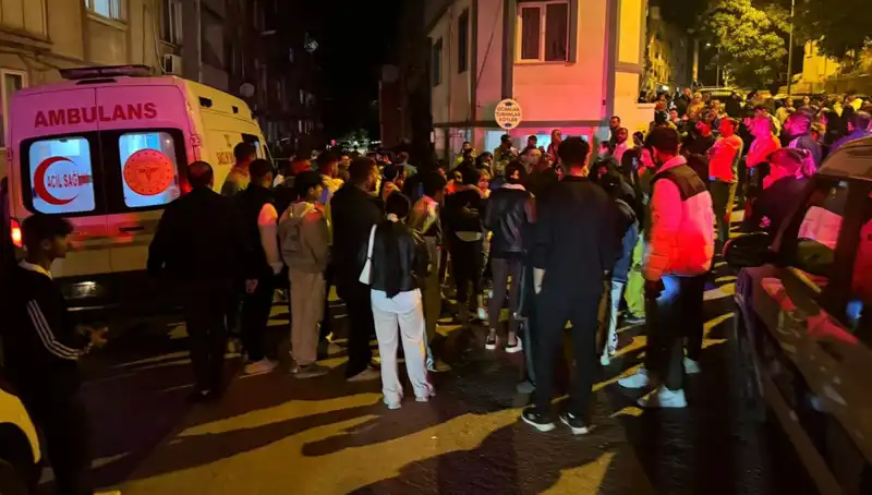 Balıkesir Sokaklarında Şok Eden Kavga: Sopalarla Başladı, Kesici Aletle Son Buldu