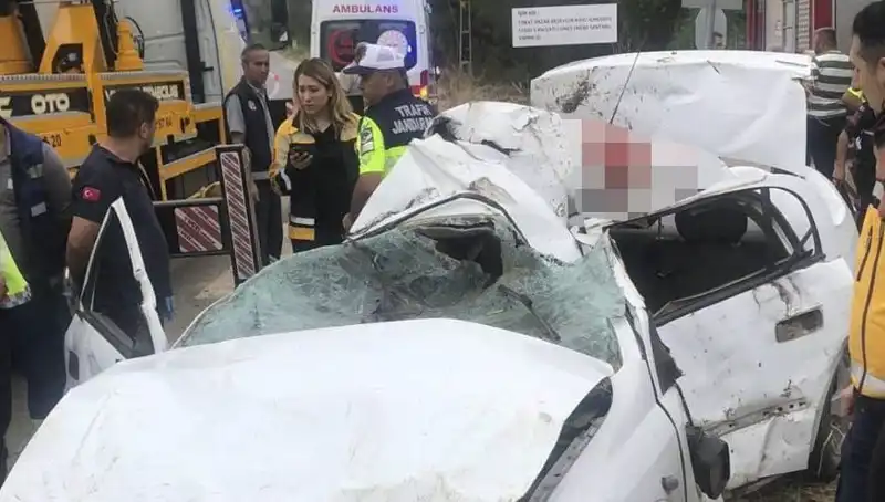 Tokat’ta Feci Kaza: Otomobil Devrildi, Sürücü Hayatını Kaybetti!