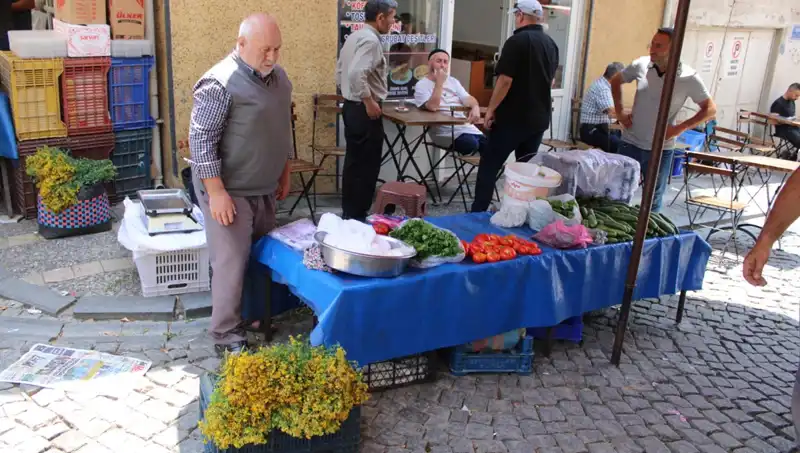 Dağların Şifalı Bitkisi: Pazarda 30 TL’ye Satışta!