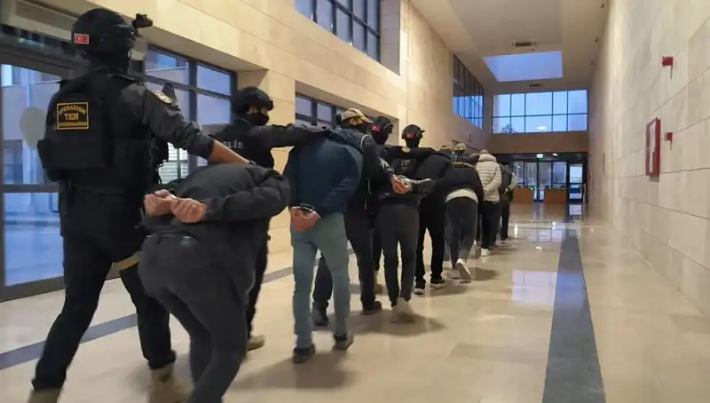 47 İlde Koordineli DAEŞ Operasyonu: 298 Şüpheli Gözaltına Alındı
