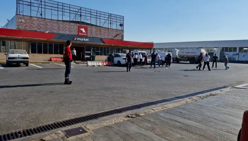 İki Ailenin Omuz Atma Kavgası Akaryakıt İstasyonunda Neler Yaşandı?