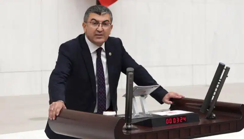 Gelecek Partisi’nde Şok İstifa: Hasan Ekici Ayrıldı!