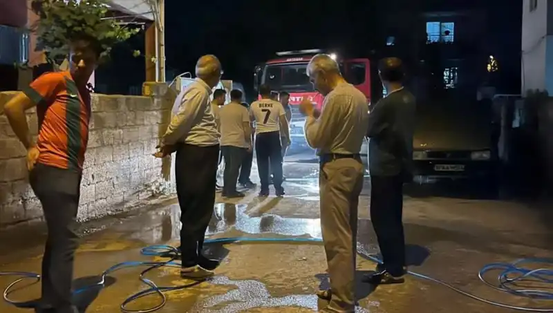 Park Halindeki Araçta Neden Yangın Çıktı? Korkutucu Anlar Yaşandı!