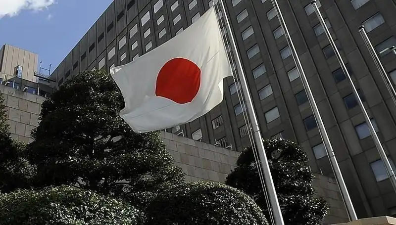 Japonya Ekonomisi Neden Küçülüyor? Ekonomik Düşüşün Sebepleri ve Etkileri