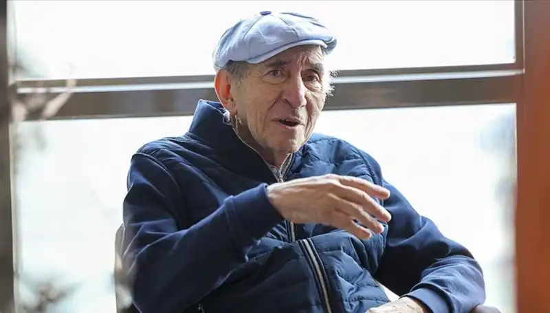 Altan Öymen'in Hayatı ve Vefatı: Türk Siyasetinin Bir Dönemine Damga Vuran İsim
