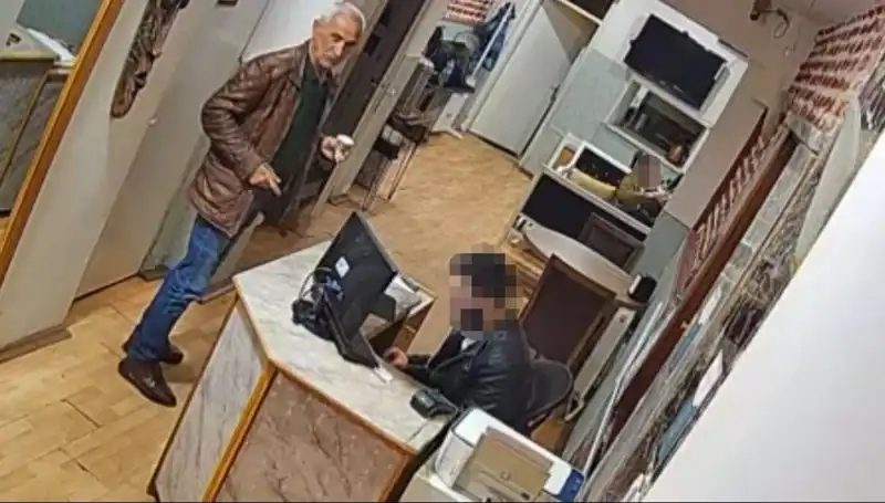 Özgür Özel'e Saldıran Selçuk Tengioğlu'nun Gizemli Görüntüleri Ortaya Çıktı