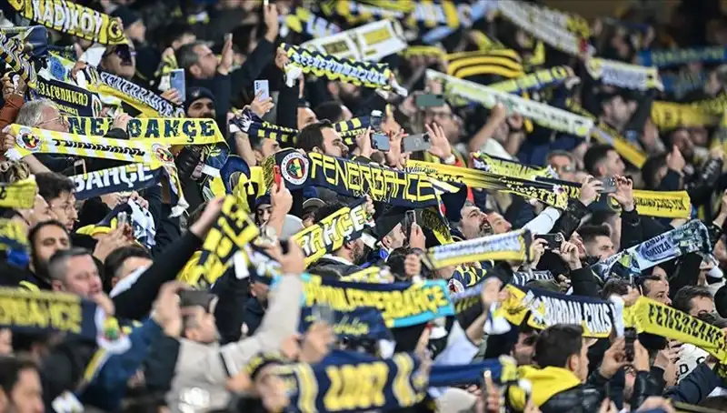 Fenerbahçe'nin Kombine Fiyatları Açıklandı: Hangi Sezon İçin Ne Kadar?