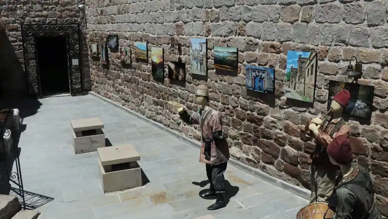 Kayseri'deki Koramaz Vadisi Müzesi: Tarihi ve Doğanın İç İçe Geçtiği Yer