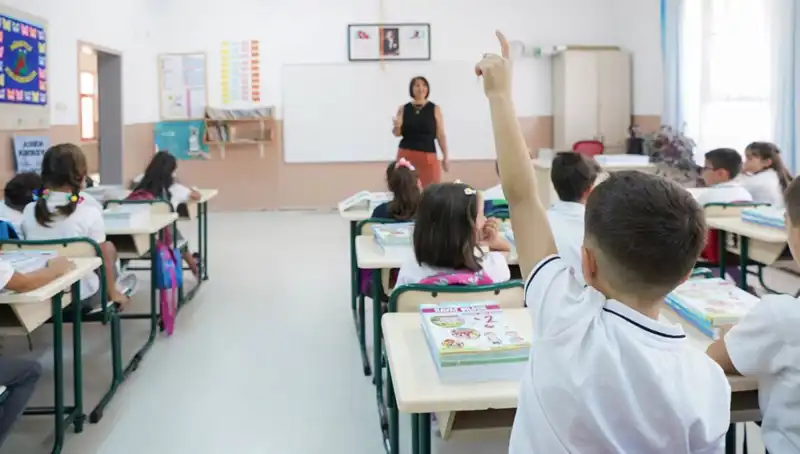 Öğretmenler, Ek Ders Parası Bayram Öncesi Hesaplarda Olacak mı?