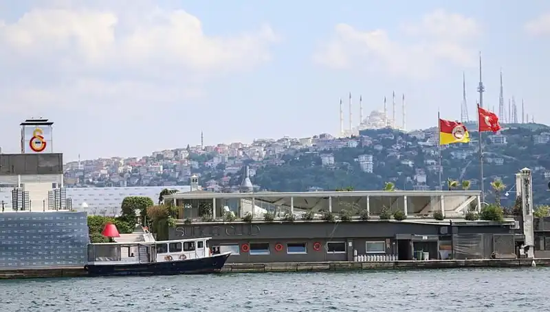 15 Yıldır Süren Dava Sonuçlandı: 2. Abdülhamid'in Mirasçıları Galatasaray Adası’nı İstiyor!